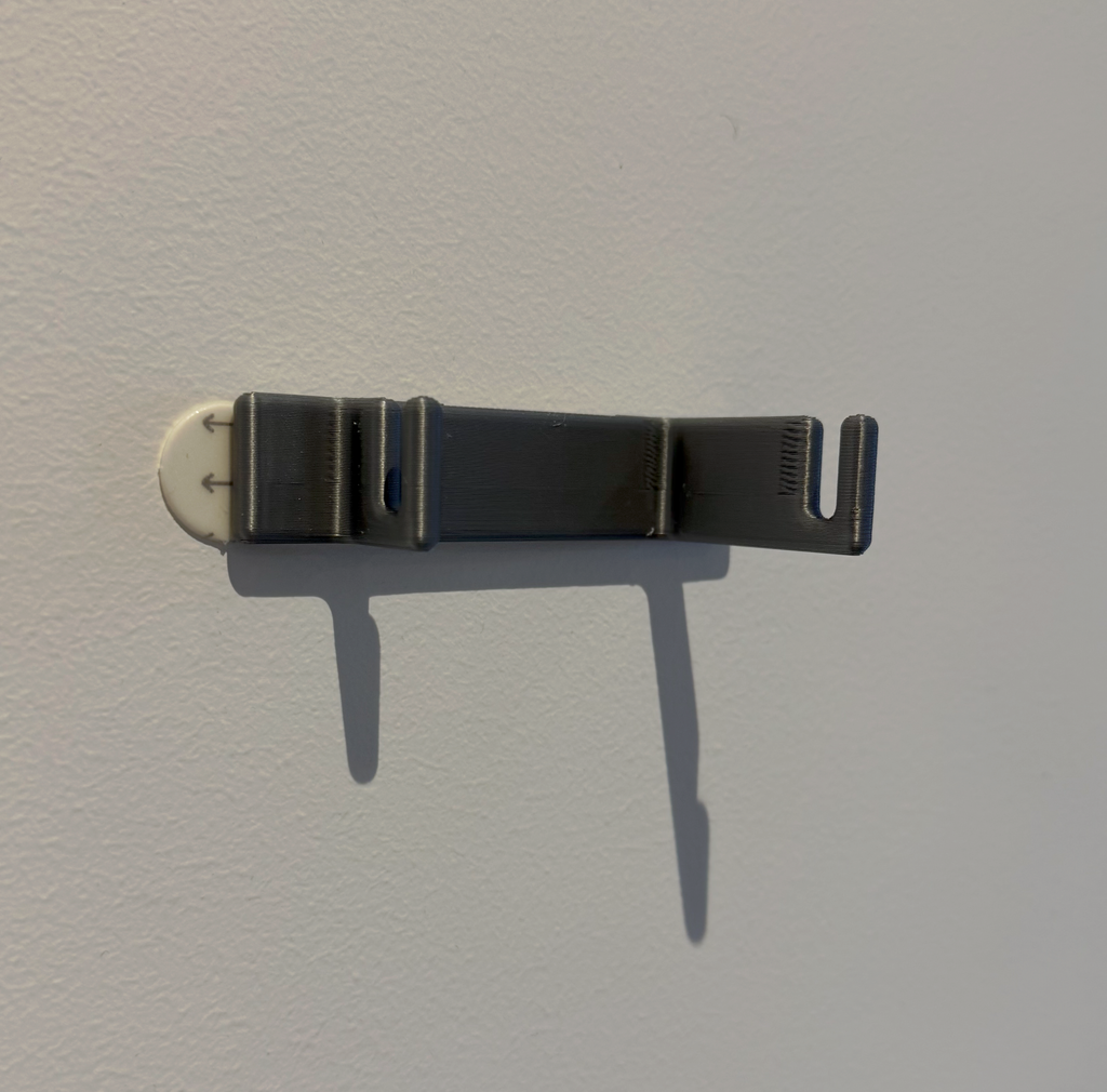 Foldable fan holder wall mount